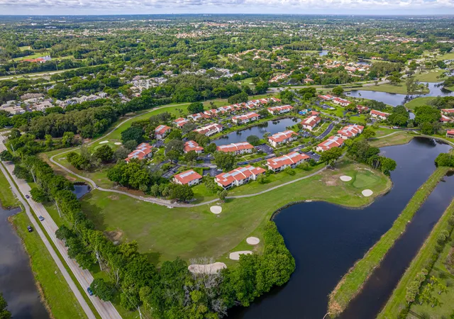 Photo 2 of Single family home for sale at 8008 Eastlake Dr, Boca Raton, FL 33433 | MLS# B26052045 | Listing updated on 2026-09-13