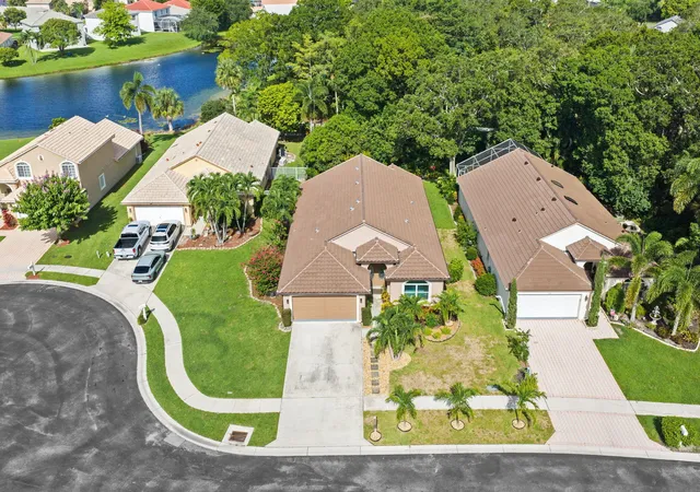 Photo 1 of Single family home for sale at 1842 Oak Berry Cir, Wellington, FL 33414 | MLS# B26052053 | Listing updated on 2026-09-23