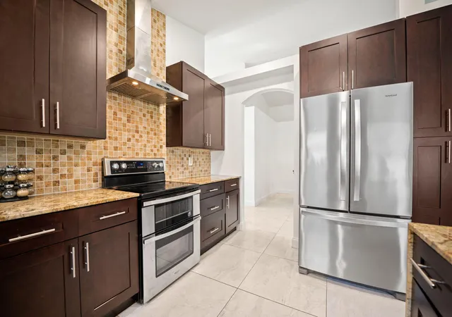 Photo 3 of Single family home for sale at 1842 Oak Berry Cir, Wellington, FL 33414 | MLS# B26052053 | Listing updated on 2026-09-23