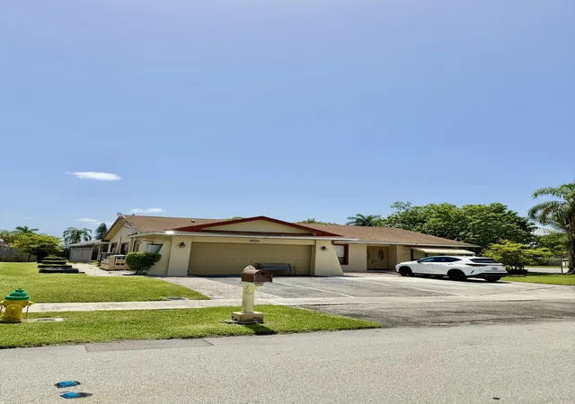 Photo 2 of Sale Pending at 2000 Nw 70th Lane, Margate, FL 33063 | MLS# B26052407 | Listing updated on 2026-09-14