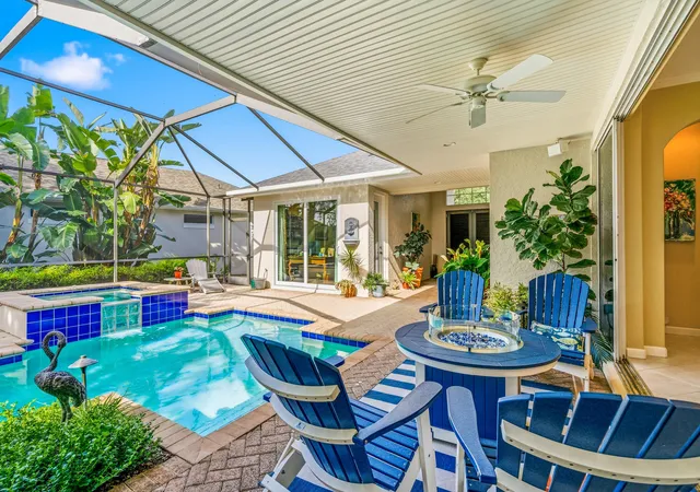 Photo 1 of Single family home for sale at 687 Hampton Woods Ln Sw, Vero Beach, FL 32962 | MLS# B26052543 | Listing updated on 2026-09-23