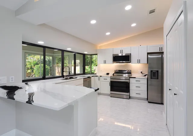 Photo 1 of Single family home for sale at 672 Sw Ewing Ave, Port Saint Lucie, FL 34983 | MLS# B26052567 | Listing updated on 2026-09-14