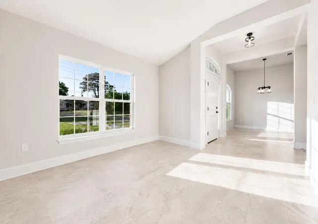 Photo 2 of Single family home for sale at 373 Nw Broadview St, Port Saint Lucie, FL 34983 | MLS# B26052755 | Listing updated on 2026-09-14