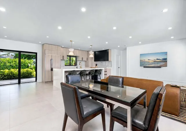 Photo 4 of Sale Pending at 1099 SW 12th Street, Boca Raton, FL 33486 | MLS# B26052986 | Listing updated on 2026-09-15