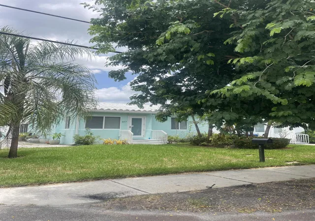 Photo 1 of Sale Pending at 617 Sw 9th Street, Fort Lauderdale, FL 33315 | MLS# B26053109 | Listing updated on 2026-09-30