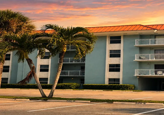 Photo 2 of Condo for sale at 505 S Pine Is Rd #B310, Plantation, FL 33324 | MLS# B26053143 | Listing updated on 2026-09-13