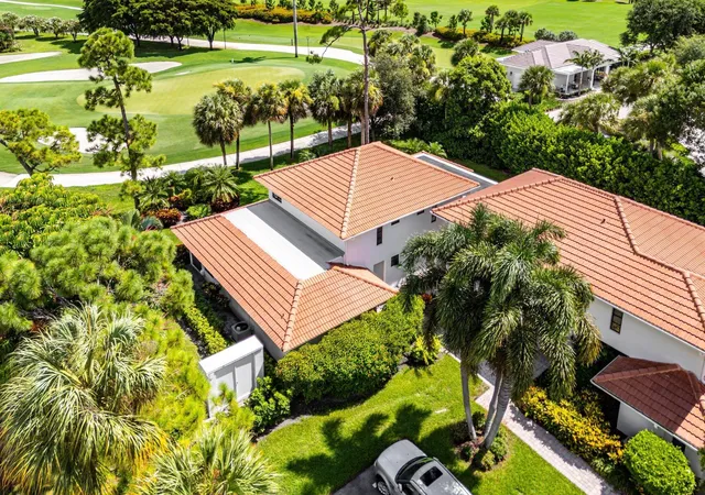 Photo 2 of Townhouse for sale at 4085 Kittiwake Ct #Kittiwake, Boynton Beach, FL 33436 | MLS# B26053190 | Listing updated on 2026-09-15