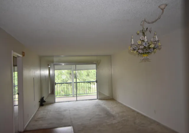 Listing Photo 5 - Condo for sale in building located at 6020 Nw 44Th St, Lauderhill, FL 33319 - Unit #304
