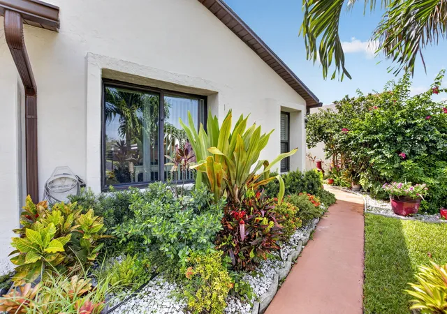 Photo 4 of House for sale at 5034 Minto Rd, Boynton Beach, FL 33472 | MLS# B26053226 | Listing updated on 2026-09-15