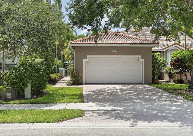Photo 1 of Single family home for sale at 2901 E Aragon Blvd #1, Sunrise, FL 33313 | MLS# B26053706 | Listing updated on 2026-09-15