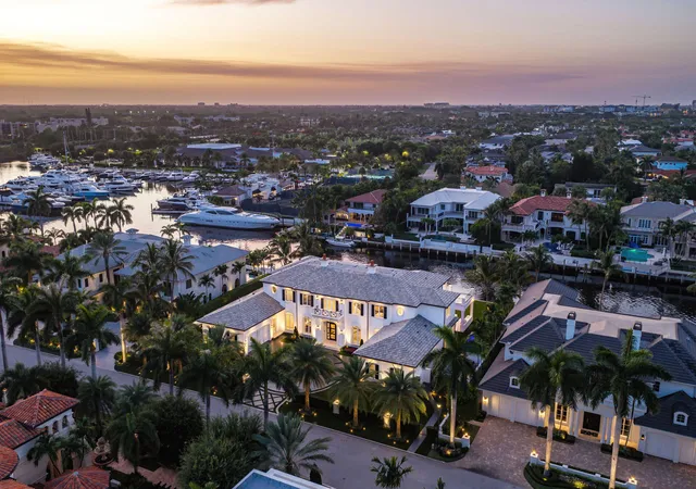 Photo 3 of Mansion for sale at 215 W Key Palm Rd, Boca Raton, FL 33432 | MLS# B26053716 | Listing updated on 2026-10-05