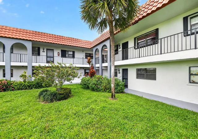 Photo 2 of Condo for sale at 2101 W Woolbright Rd #J107, Boynton Beach, FL 33426 | MLS# B26053738 | Listing updated on 2026-10-05