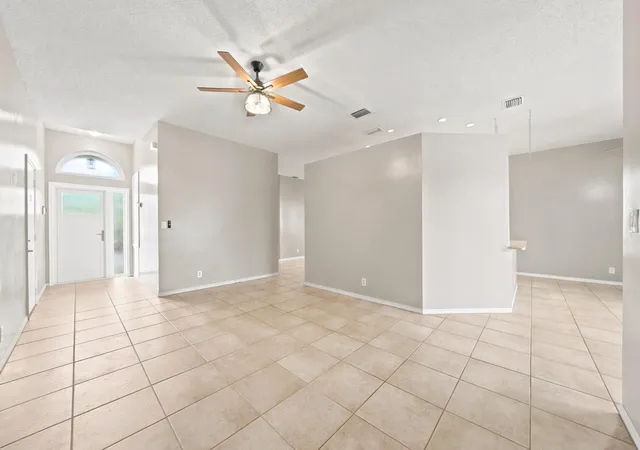 Photo 3 of Single family home for sale at 16208 Opal Crk Dr, Weston, FL 33331 | MLS# B26053885 | Listing updated on 2026-09-14