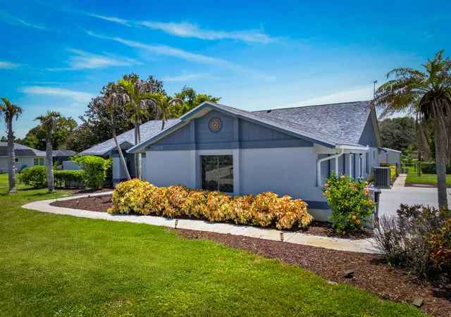 Photo 3 of Single family home for sale at 2092 Se Pyramid Rd, Port Saint Lucie, FL 34952 | MLS# B26054191 | Listing updated on 2026-09-15