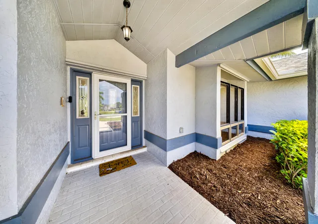 Photo 4 of Single family home for sale at 2092 SE Pyramid Rd, Port Saint Lucie, FL 34952 | MLS# B26054191 | Listing updated on 2026-09-15