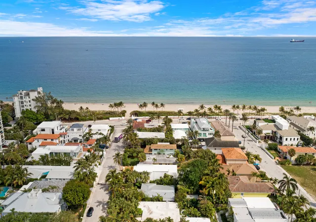 Photo 3 of Single family home for sale at 3319 Ne 18th Street, Fort Lauderdale, FL 33305 | MLS# B26054347 | Listing updated on 2026-09-14
