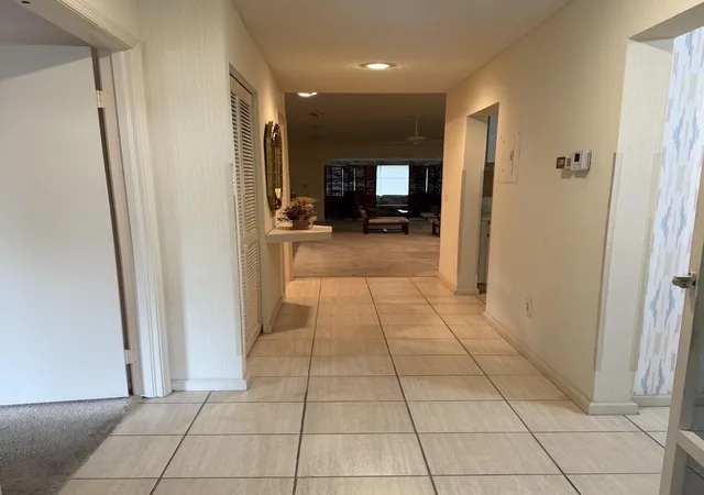 Photo 2 of Sale Pending at 10107 Mangrove Dr, Boynton Beach, FL 33437 | MLS# B26054472 | Listing updated on 2026-09-13