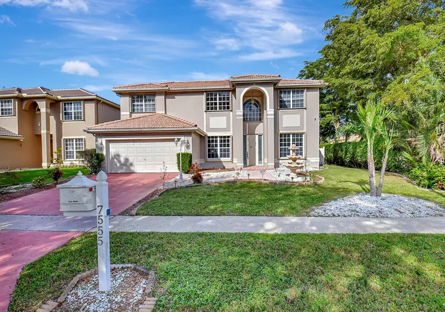 Photo 1 of Single family home for sale at 7555 Cedar Hurst Ct, Lake Worth, FL 33467 | MLS# B26054688 | Listing updated on 2026-09-16