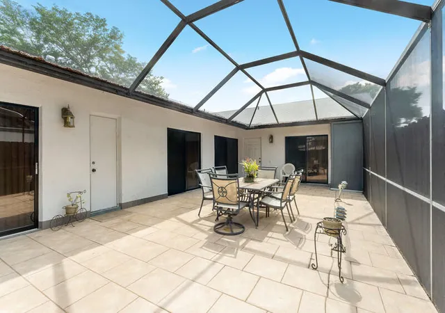 Photo 3 of Single family home for sale at 1158 Summit Trl Cir #C, West Palm Beach, FL 33415 | MLS# B26055001 | Listing updated on 2026-09-13