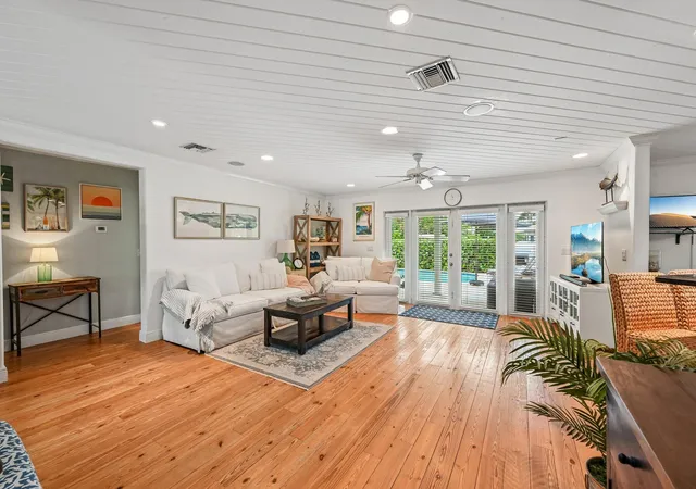 Photo 3 of Single family home for sale at 4911 NE 25th Avenue, Lighthouse Point, FL 33064 | MLS# B26055012 | Listing updated on 2026-09-14