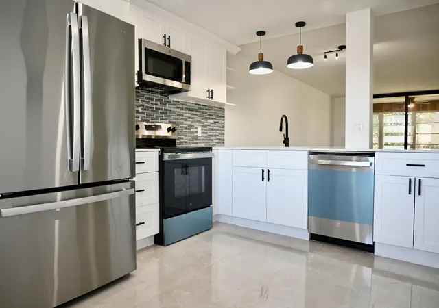 Photo 1 of Condo for sale at 6675 S Oriole Blvd #3060, Delray Beach, FL 33446 | MLS# B26055204 | Listing updated on 2026-09-14