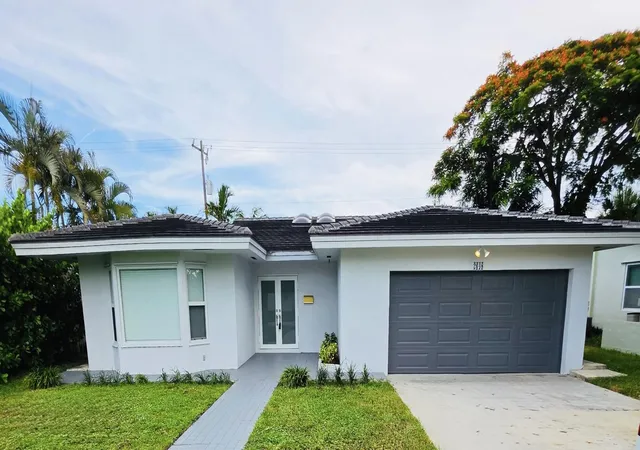 Photo 2 of Single family home for sale at 2648 Ne 9th Street, Pompano Beach, FL 33062 | MLS# B26055263 | Listing updated on 2026-10-07