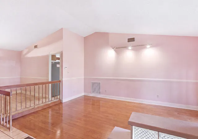 Photo 4 of Single family home for sale at 700 NW 102nd Way, Plantation, FL 33324 | MLS# B26055278 | Listing updated on 2026-09-13