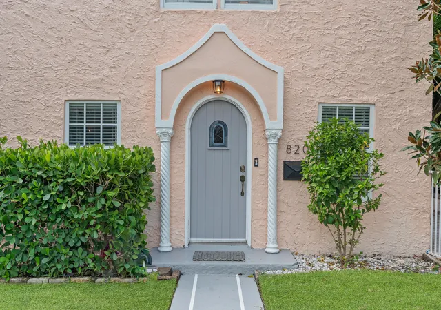 Photo 2 of Single family home for sale at 820 29th Street, West Palm Beach, FL 33407 | MLS# B26055518 | Listing updated on 2026-09-23