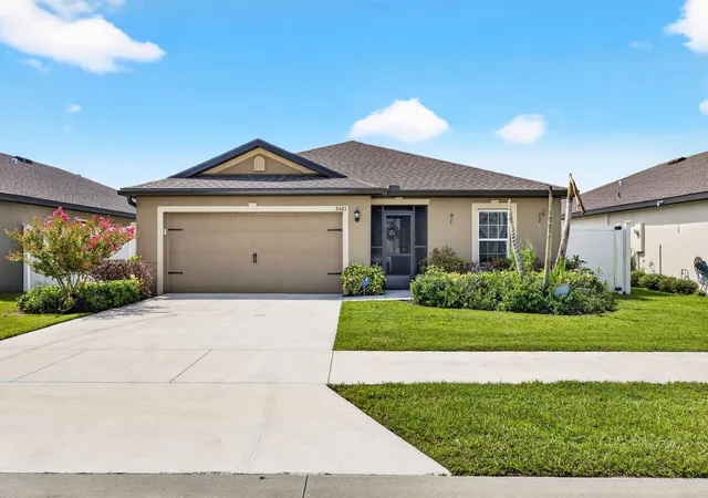 Photo 3 of Single family home for sale at 5521 Fantasy Dr, Fort Pierce, FL 34947 | MLS# B26055797 | Listing updated on 2026-09-14
