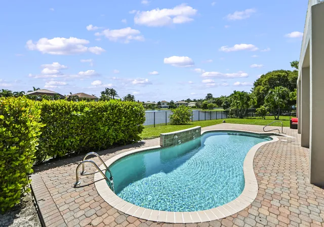 Photo 4 of Single family home for sale at 9133 Delemar Ct, Wellington, FL 33414 | MLS# B26055919 | Listing updated on 2026-09-23