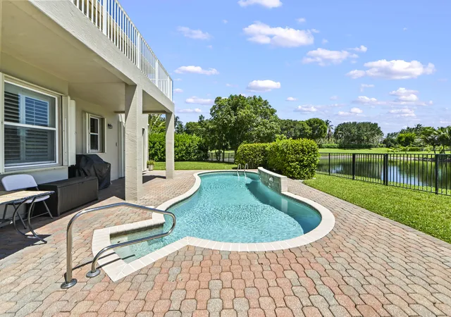 Photo 3 of Single family home for sale at 9133 Delemar Ct, Wellington, FL 33414 | MLS# B26055919 | Listing updated on 2026-09-23