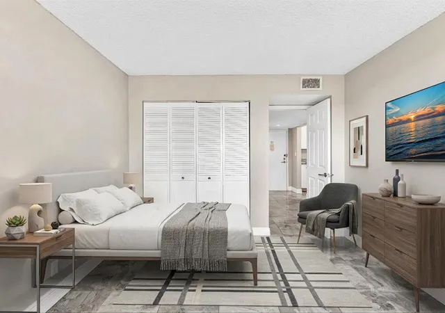 Photo 4 of Condo for sale at 2741 Taft St #104, Hollywood, FL 33020 | MLS# B26055934 | Listing updated on 2026-10-07