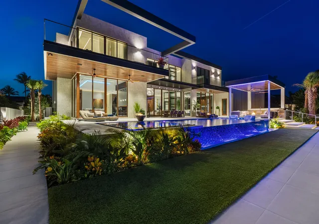 Photo 1 of Mansion for sale at 2600 Ne 24th Street, Lighthouse Point, FL 33064 | MLS# B26056067 | Listing updated on 2026-09-13