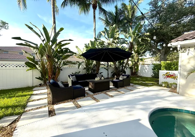 Photo 3 of Townhouse for sale at 4122 Parkside Dr, Jupiter, FL 33458 | MLS# B26056068 | Listing updated on 2026-09-14