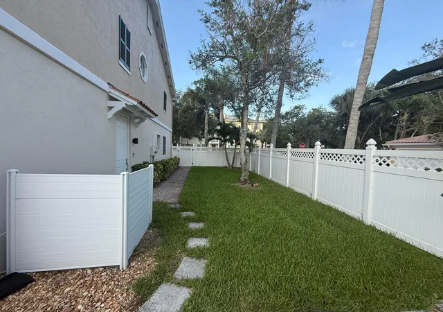 Photo 4 of Townhouse for sale at 4122 Parkside Dr, Jupiter, FL 33458 | MLS# B26056068 | Listing updated on 2026-09-14
