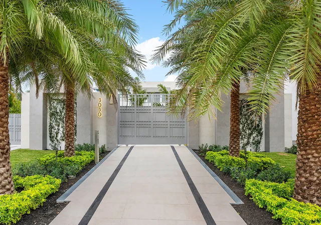 Photo 1 of Mansion for sale at 3030 Washington Rd, West Palm Beach, FL 33405 | MLS# B26056101 | Listing updated on 2026-09-24
