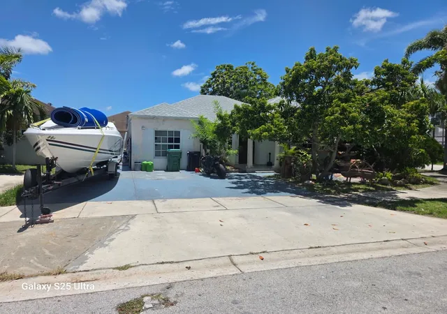 Photo 1 of Single family home for sale at 15931 SW 143rd Court, Miami, FL 33177 | MLS# B26056243 | Listing updated on 2026-10-06