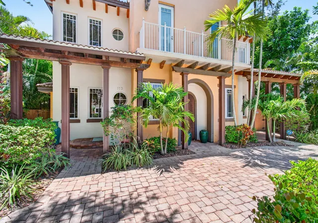 Photo 3 of Sale Pending at 113 NW 1st Avenue, Delray Beach, FL 33444 | MLS# B26056541 | Listing updated on 2026-09-15