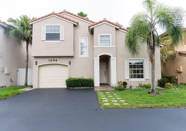 Photo 1 of Single family home for sale at 1284 Nw 125th Terrace, Sunrise, FL 33323 | MLS# B26056552 | Listing updated on 2026-09-14