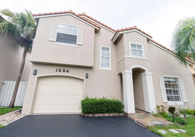 Photo 3 of Single family home for sale at 1284 NW 125th Terrace, Sunrise, FL 33323 | MLS# B26056552 | Listing updated on 2026-09-14