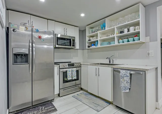 Photo 4 of Condo for sale at 812 Briny Ave #10C, Pompano Beach, FL 33062 | MLS# B26057093 | Listing updated on 2026-09-28