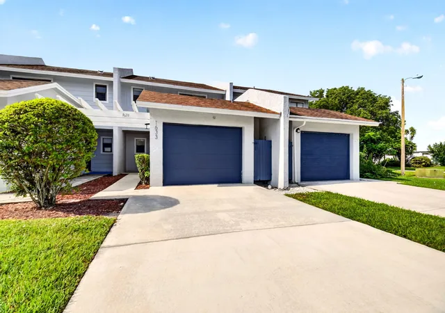 Photo 2 of Townhouse for sale at 1633 Woodbridge Lakes Cir #1633, West Palm Beach, FL 33406 | MLS# B26057279 | Listing updated on 2026-10-02