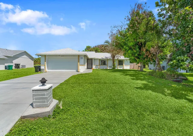 Photo 2 of Single family home for sale at 255 Sw Glenwood Dr, Port Saint Lucie, FL 34984 | MLS# B26057664 | Listing updated on 2026-09-13