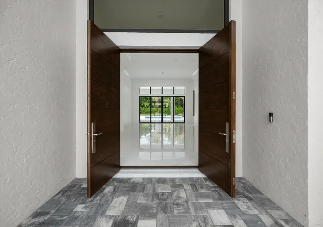 Photo 4 of Single family home for sale at 1712 Mayacoo Lakes Blvd, West Palm Beach, FL 33411 | MLS# B26057845 | Listing updated on 2026-09-13