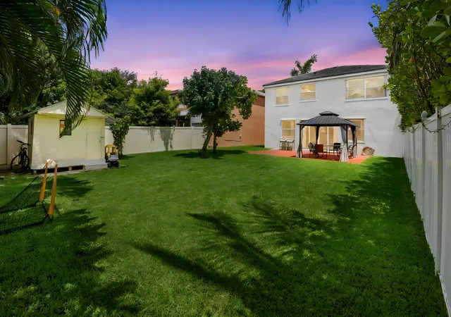 Photo 2 of Single family home for sale at 9670 Wolcott Pl, Wellington, FL 33414 | MLS# B26057937 | Listing updated on 2026-10-04