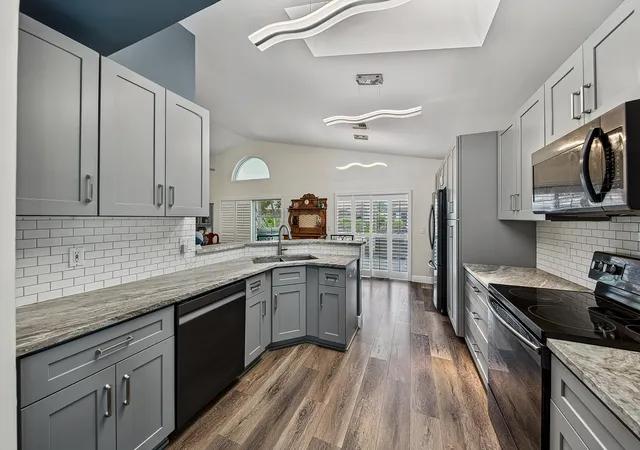 Photo 3 of Single family home for sale at 126 Hammocks Dr, Greenacres, FL 33413 | MLS# B26058005 | Listing updated on 2026-10-02