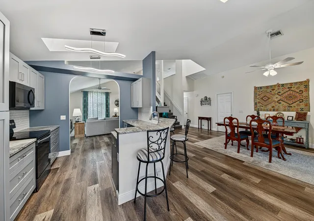 Photo 4 of Single family home for sale at 126 Hammocks Dr, Greenacres, FL 33413 | MLS# B26058005 | Listing updated on 2026-10-02