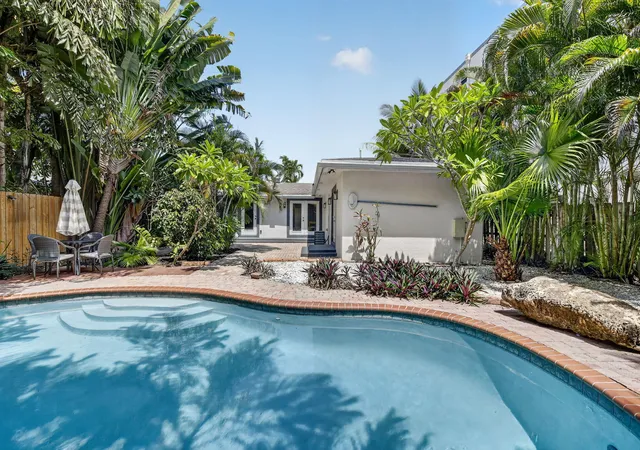 Photo 1 of Single family home for sale at 615 Ne 13th Avenue, Fort Lauderdale, FL 33304 | MLS# B26058029 | Listing updated on 2026-09-28