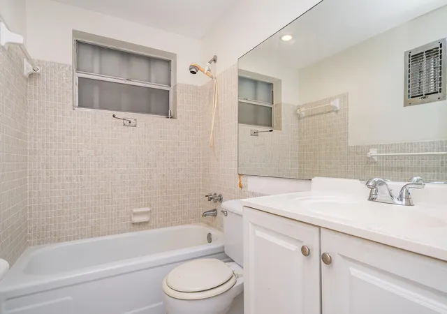 Listing Photo 5 - Condo for sale in building located at 1330 Nw 43Rd Ave, Lauderhill, FL 33313 - Unit #202