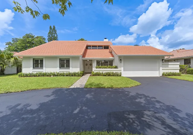 Photo 2 of Single family home for sale at 546 Nw 105th Drive, Coral Springs, FL 33071 | MLS# B26058455 | Listing updated on 2026-09-15